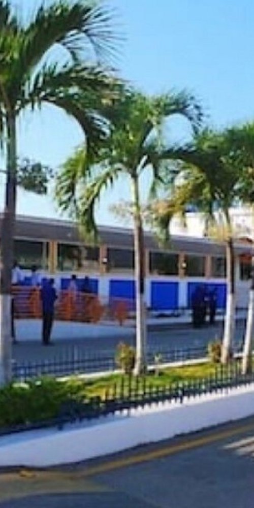 Hotel shuttle service near Cap Haitien Airport, HT