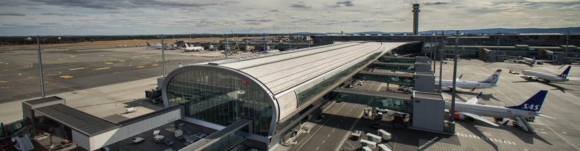 Shuttle bus at Oslo Airport Gardermoen hotel