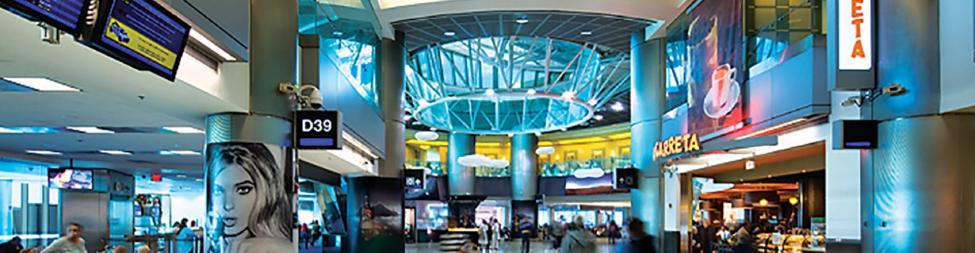 Miami Airport hotel lounge area
