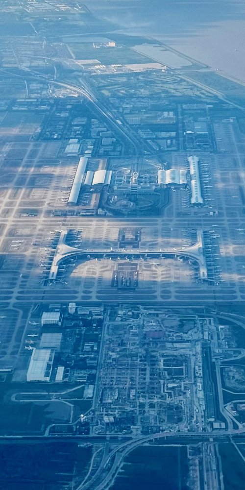 Shuttle bus at Shanghai Pudong Airport hotel