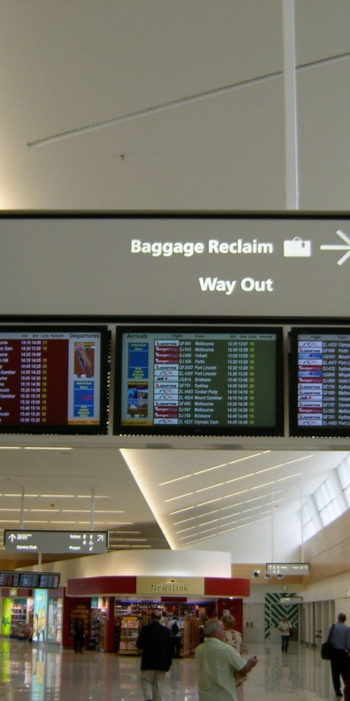 Adelaide Airport hotel shuttle